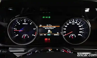 Kia Carnival 2023 2.2 автомат (гидро), миниатюра 8