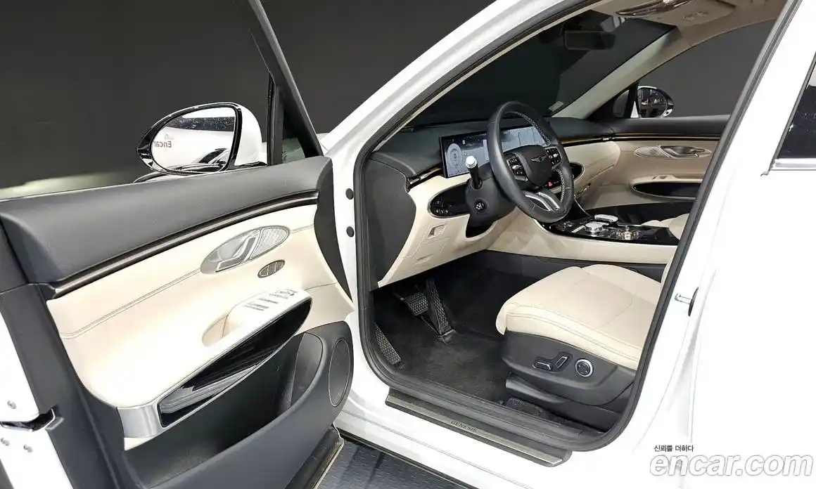 Genesis GV70 2024 2.5 автомат (гидро), фото 10