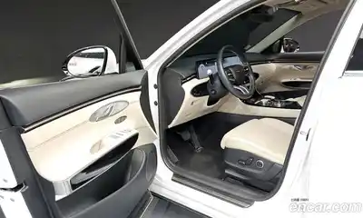 Genesis GV70 2024 2.5 автомат (гидро), миниатюра 10