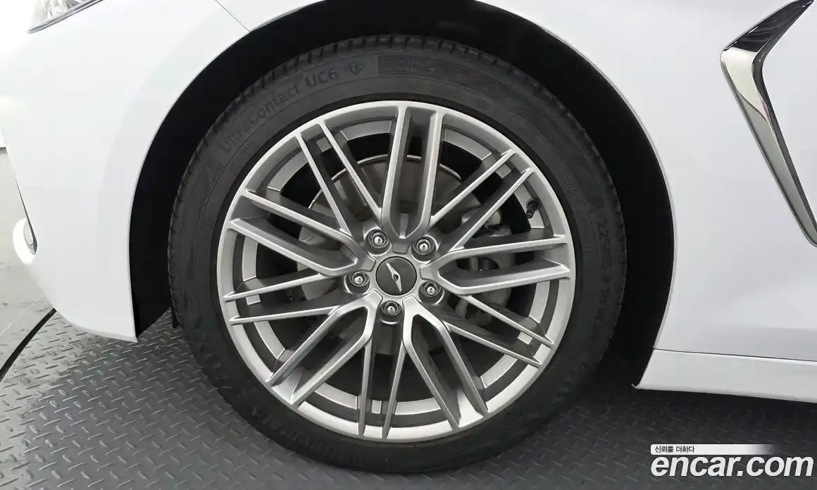 Genesis G70 2019 2.0 автомат (гидро), фото 5
