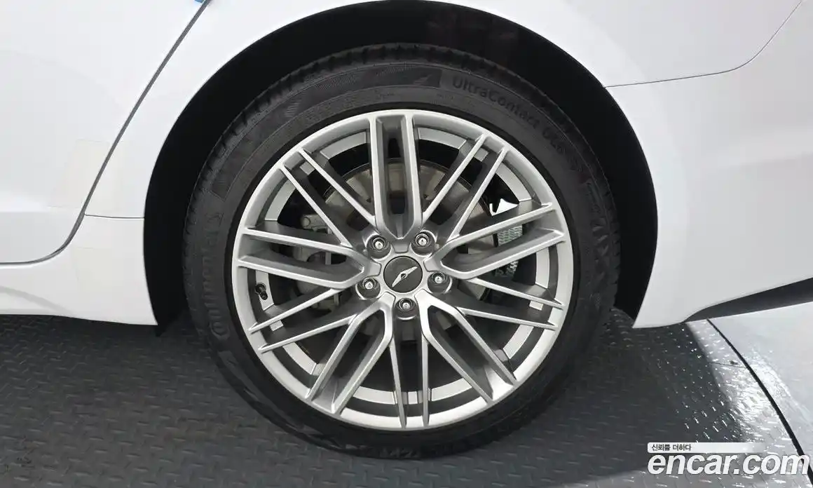 Genesis G70 2019 2.0 автомат (гидро), фото 7