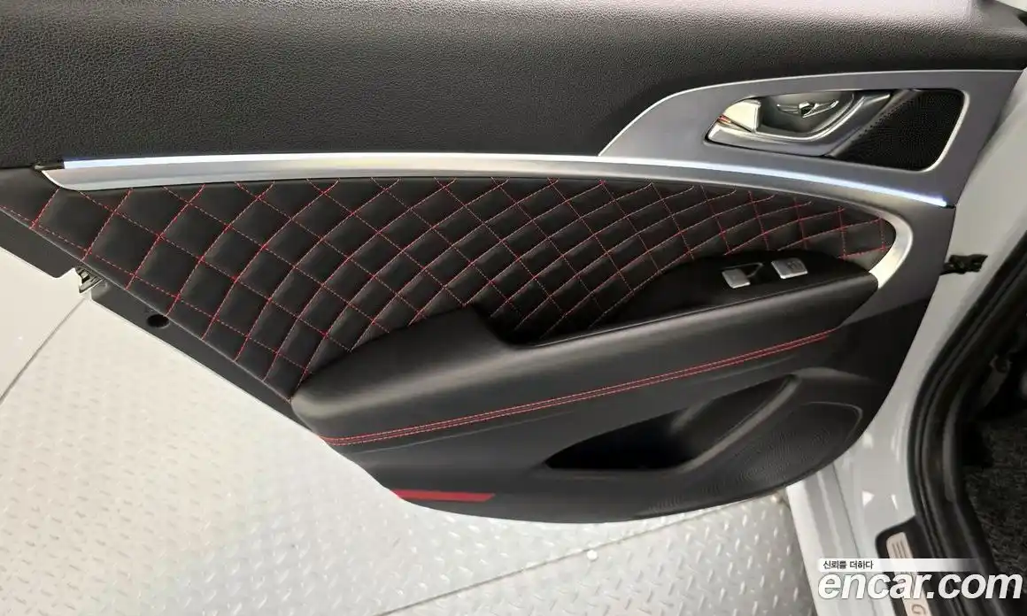 Genesis G70 2018 2.0 автомат (гидро), фото 15