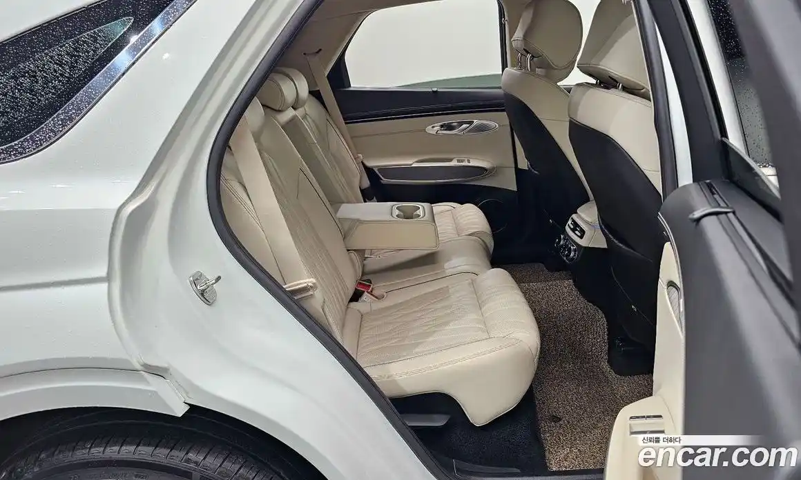 Genesis GV70 2021 2.5 автомат (гидро), фото 12
