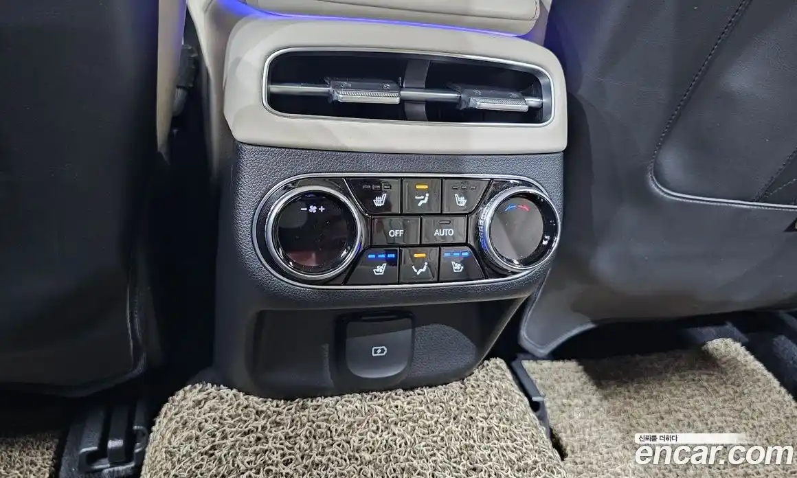 Genesis GV70 2021 2.5 автомат (гидро), фото 19