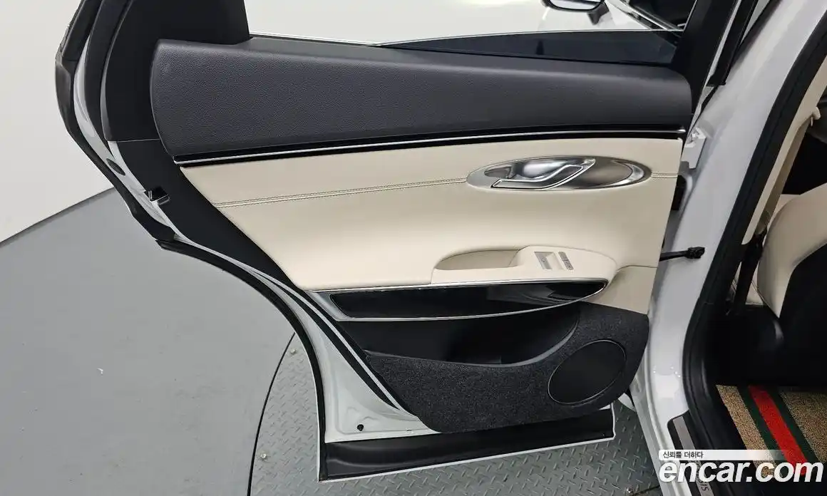 Genesis GV70 2022 2.2 автомат (гидро), фото 15