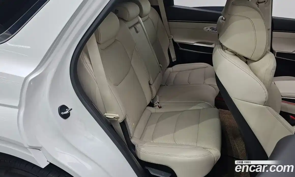 Genesis GV70 2022 2.2 автомат (гидро), фото 16