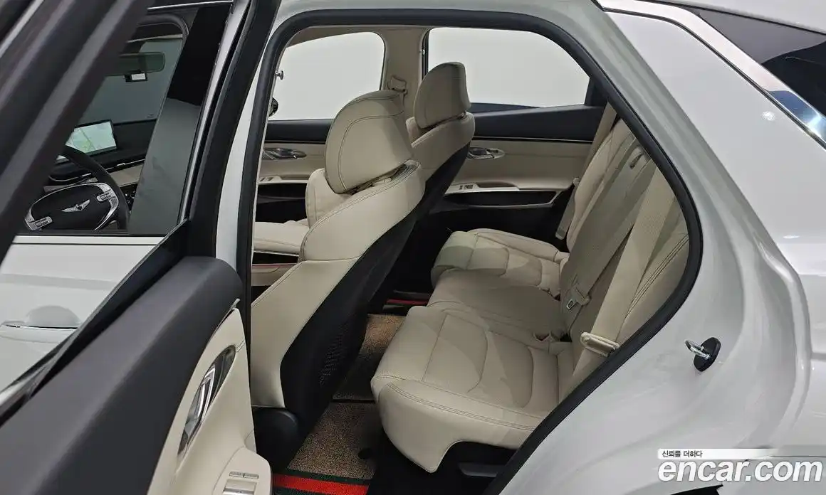Genesis GV70 2022 2.2 автомат (гидро), фото 18