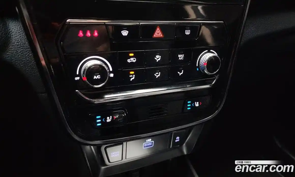 SsangYong TIBOLI 2021 1.5 автомат (гидро), фото 13