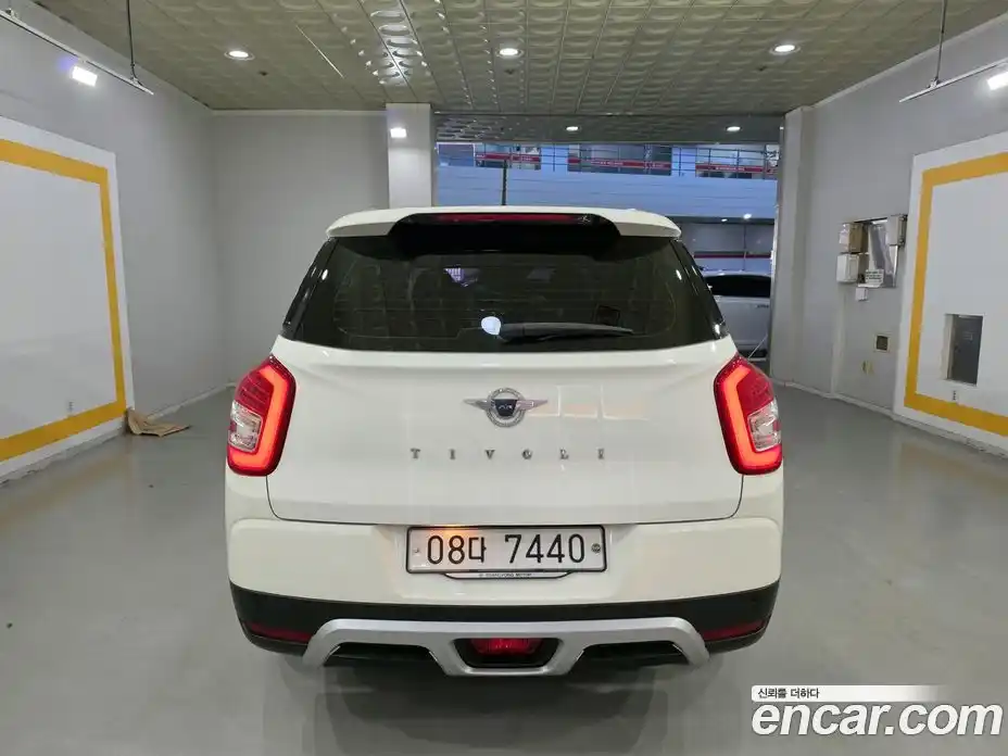 SsangYong TIBOLI 2017 1.6 автомат (гидро), фото 5