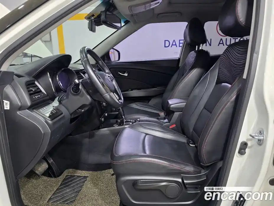 SsangYong TIBOLI 2017 1.6 автомат (гидро), фото 9