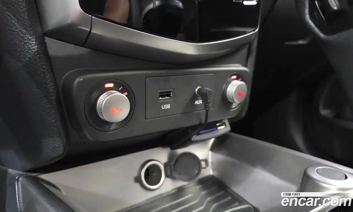 SsangYong TIBOLI 2015 1.6 автомат (гидро), фото 18
