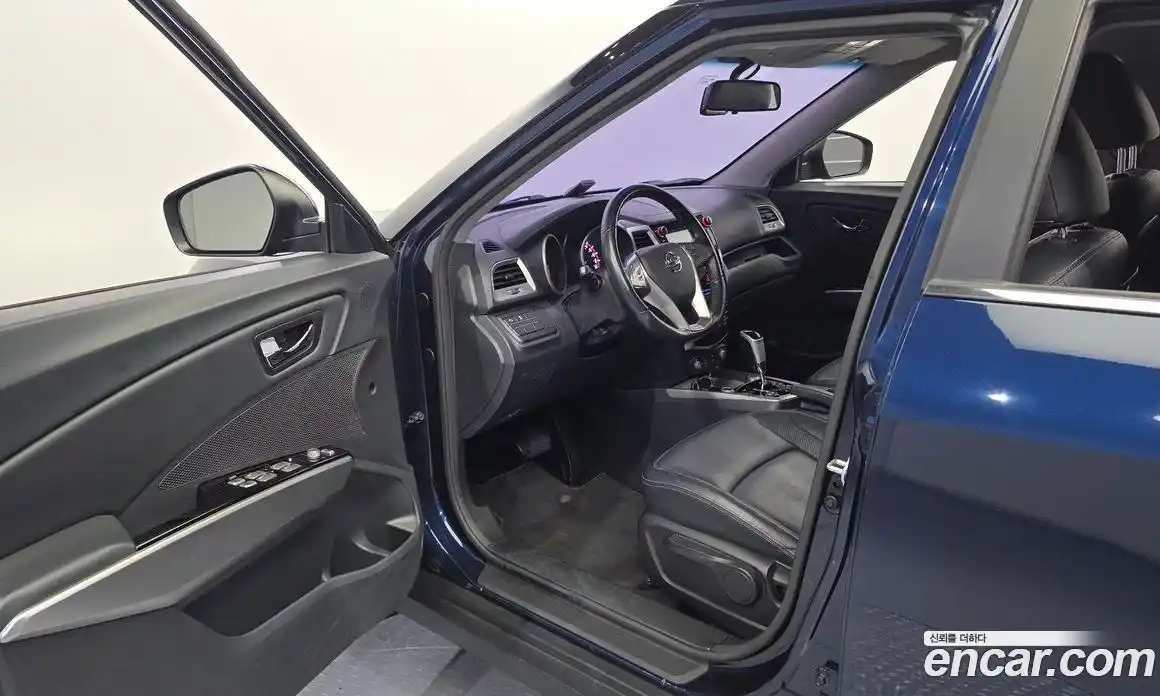 SsangYong TIBOLI 2015 1.6 автомат (гидро), фото 10