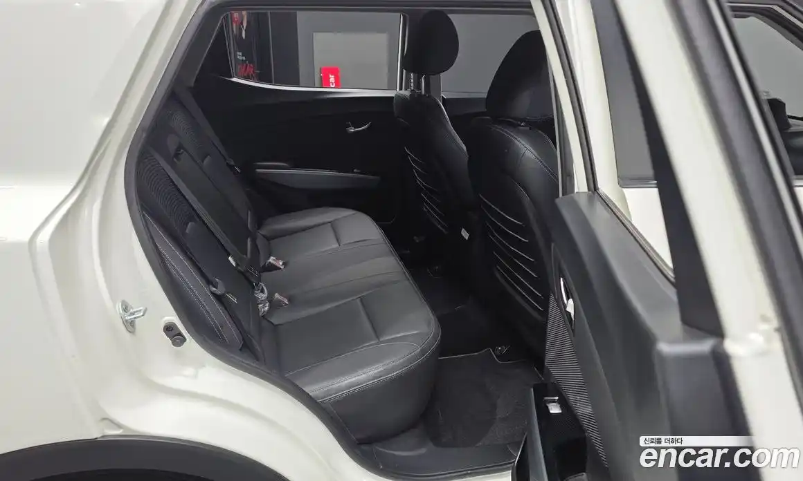 SsangYong TIBOLI 2018 1.6 автомат (гидро), фото 11