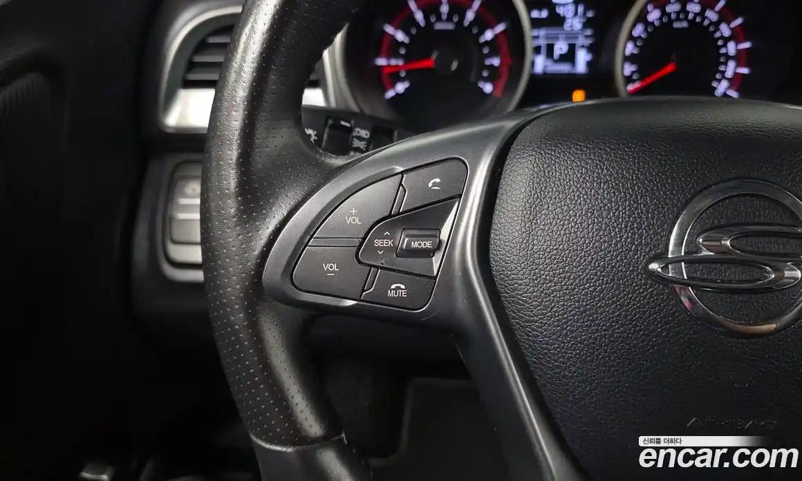 SsangYong TIBOLI 2018 1.6 автомат (гидро), фото 17