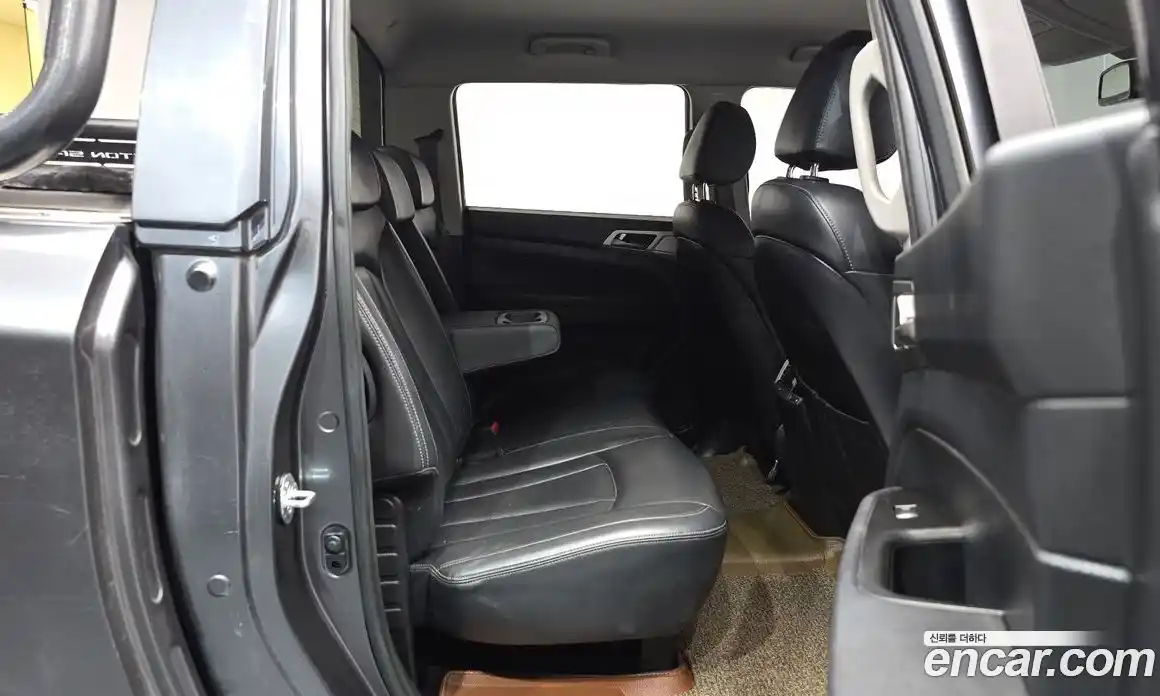SsangYong Rexton 2019 2.2 автомат (гидро), фото 18