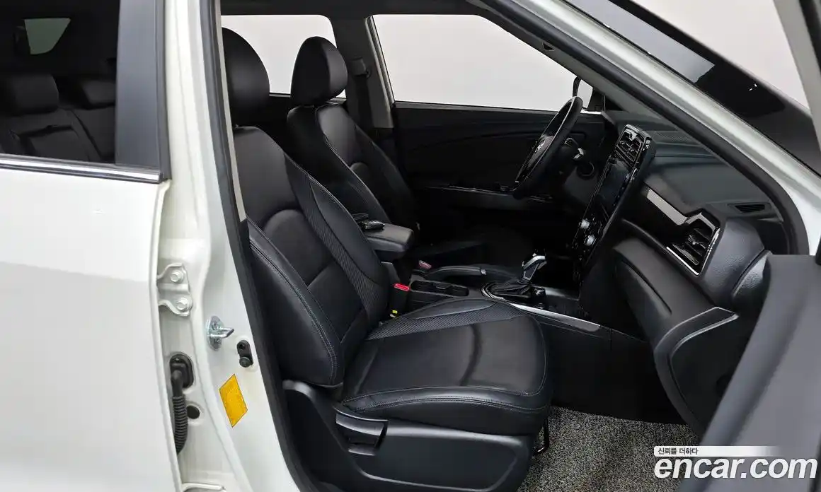 SsangYong TIBOLI 2021 1.5 автомат (гидро), фото 16
