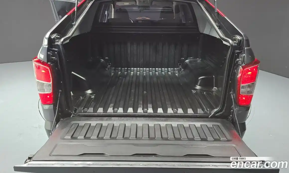 SsangYong Rexton 2018 2.2 автомат (гидро), фото 20