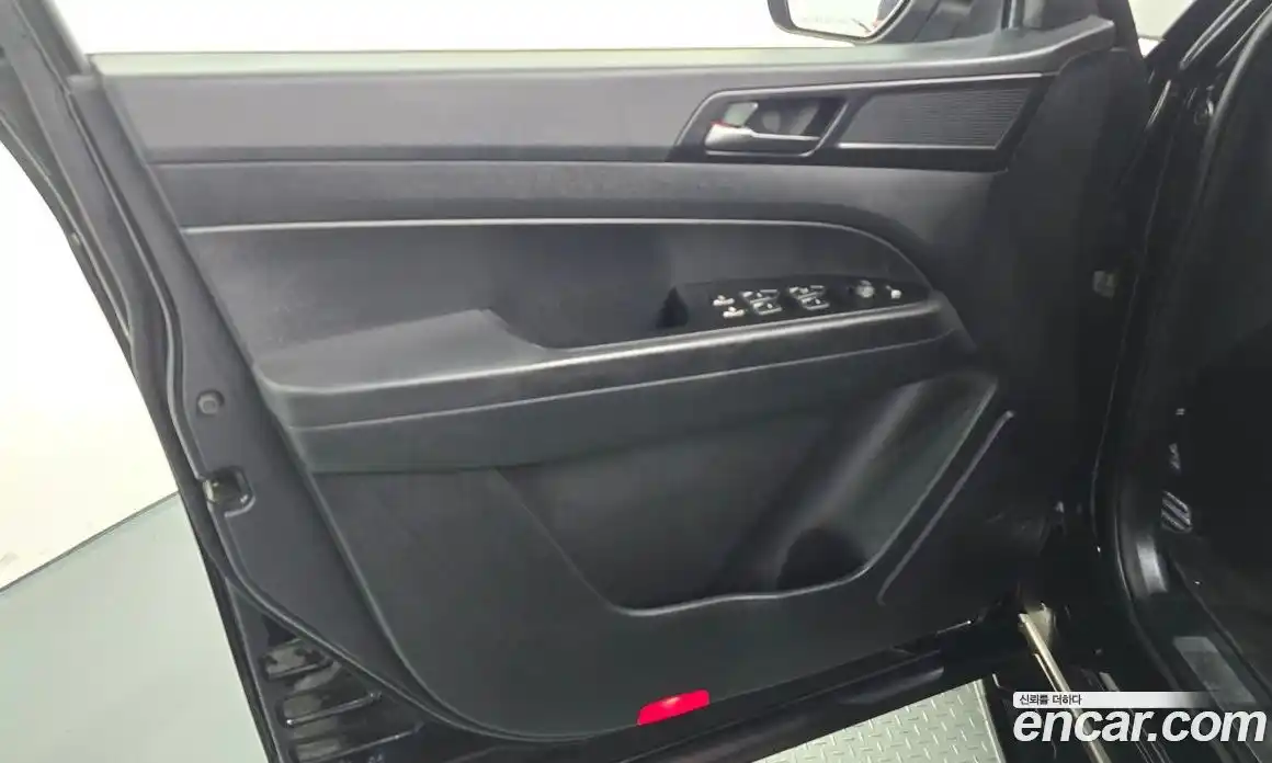 SsangYong Rexton 2019 2.2 автомат (гидро), фото 14
