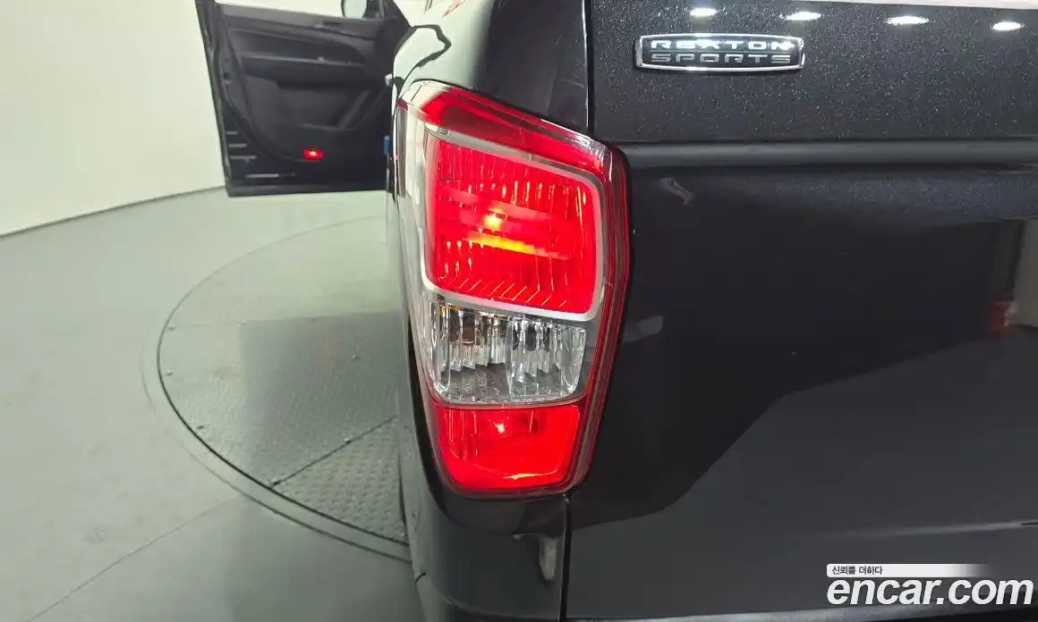 SsangYong Rexton 2019 2.2 автомат (гидро), фото 9