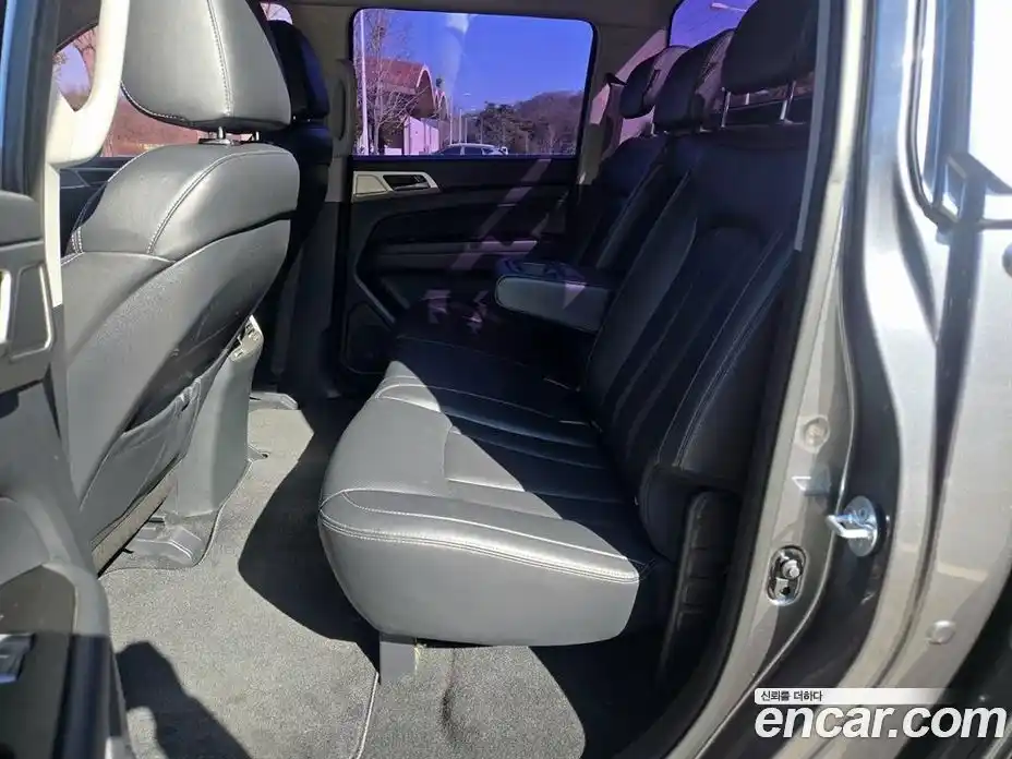 SsangYong Rexton 2018 2.2 автомат (гидро), фото 17