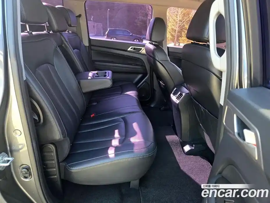 SsangYong Rexton 2018 2.2 автомат (гидро), фото 18