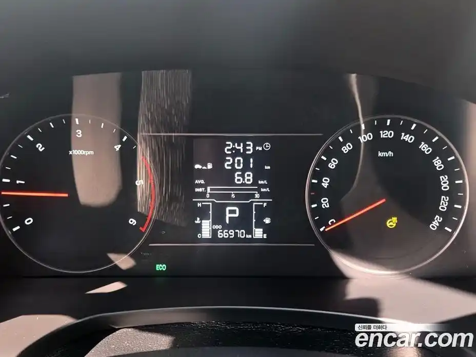 SsangYong Rexton 2018 2.2 автомат (гидро), фото 6