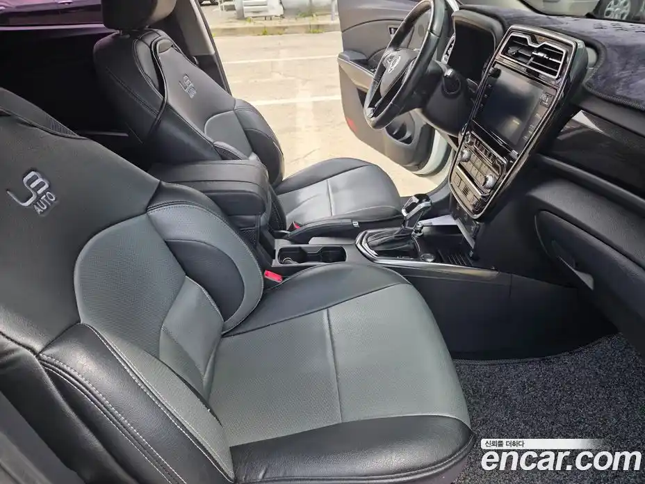 SsangYong TIBOLI 2020 1.5 автомат (гидро), фото 15