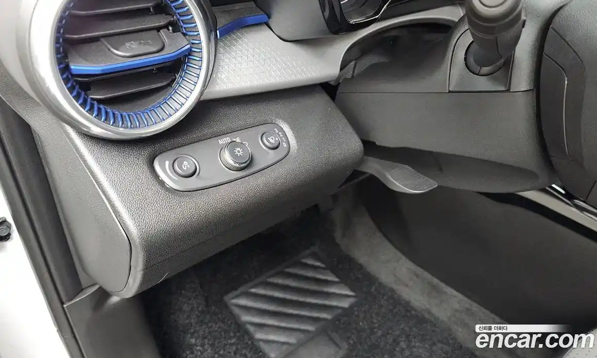 Chevrolet Trax 2023 1.2 автомат (гидро), фото 23