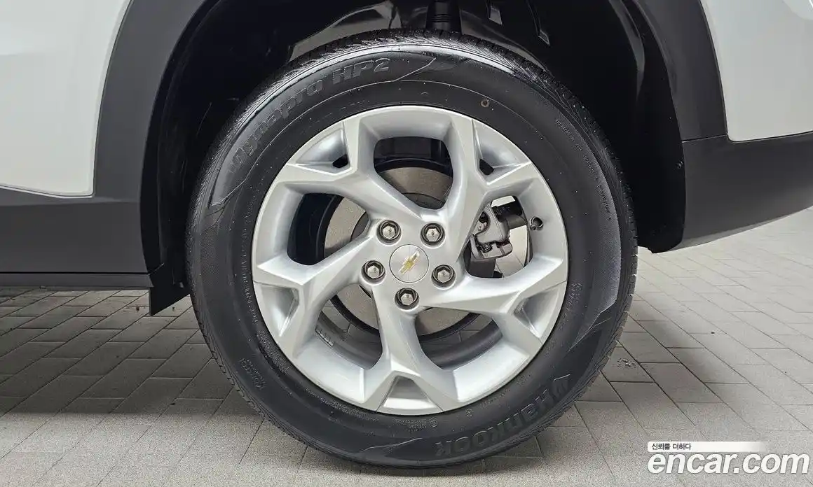 Chevrolet Trax 2023 1.2 автомат (гидро), фото 7