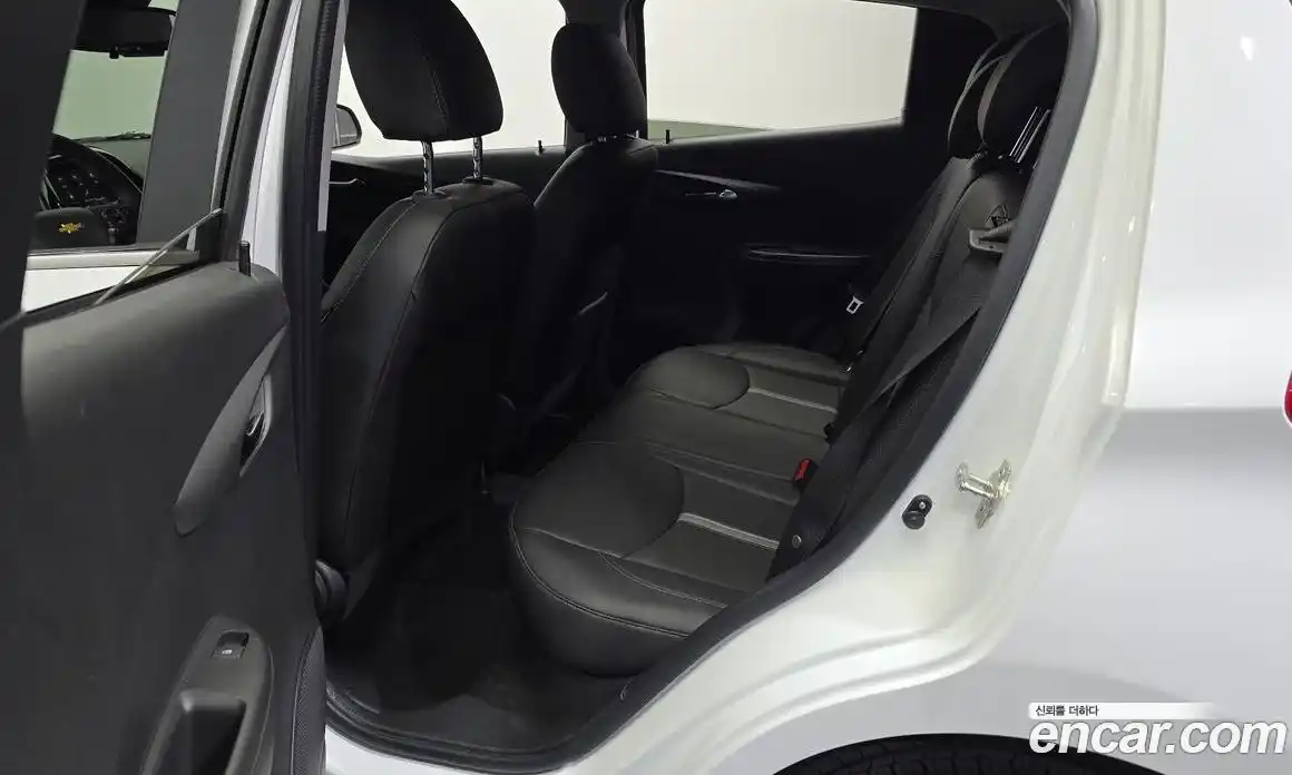 Chevrolet Spark 2021 1.0 автомат (гидро), фото 18