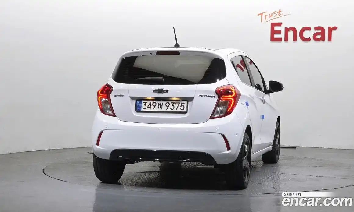 Chevrolet Spark 2021 1.0 автомат (гидро), фото 4
