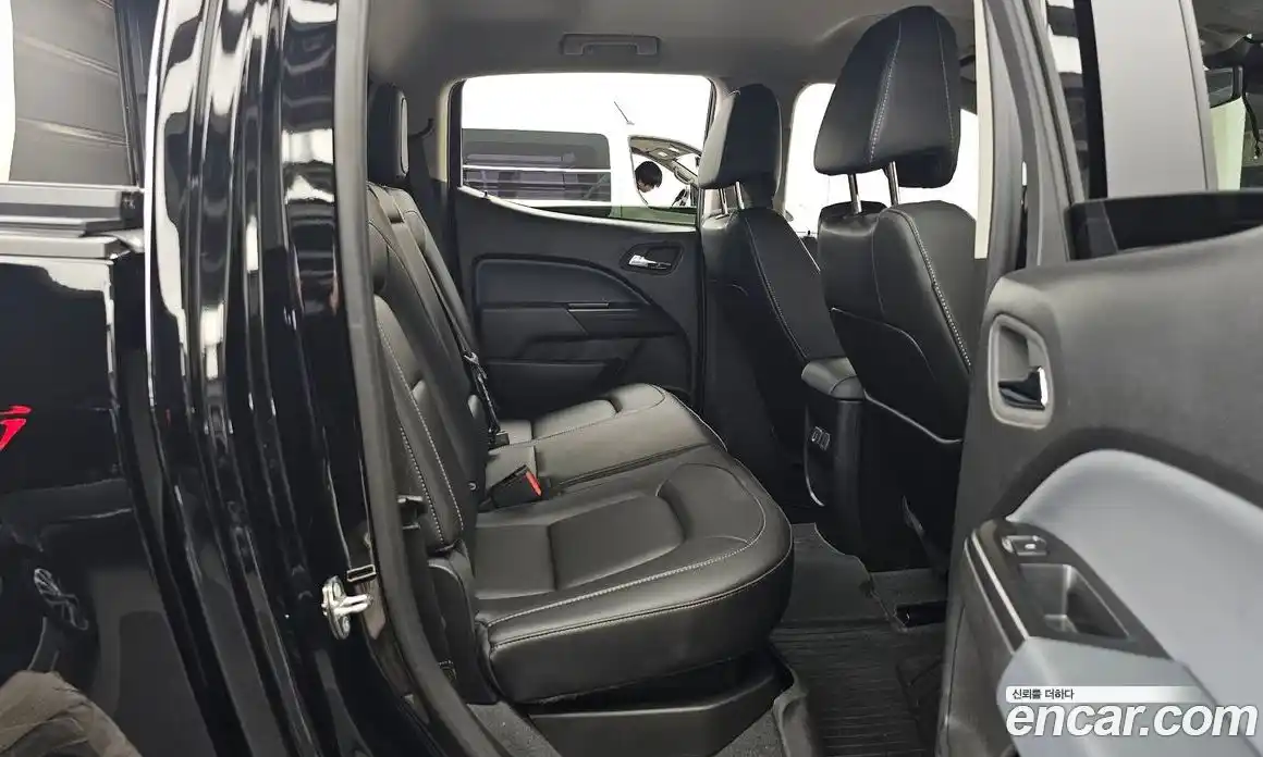 Chevrolet Colorado 2022 3.6 автомат (гидро), фото 18