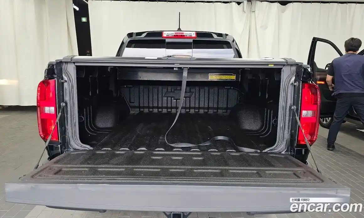 Chevrolet Colorado 2022 3.6 автомат (гидро), фото 26
