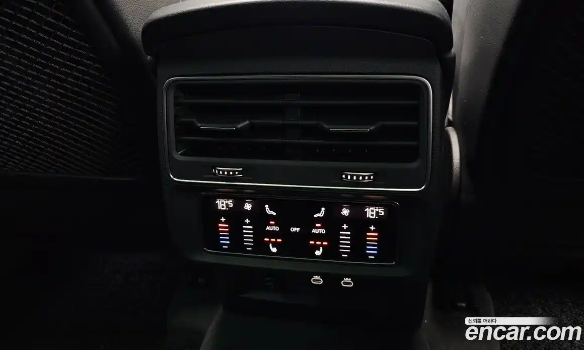 Audi Q8 2022 3.0 автомат (гидро), фото 24
