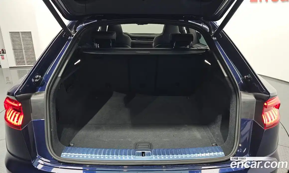 Audi Q8 2022 3.0 автомат (гидро), фото 25