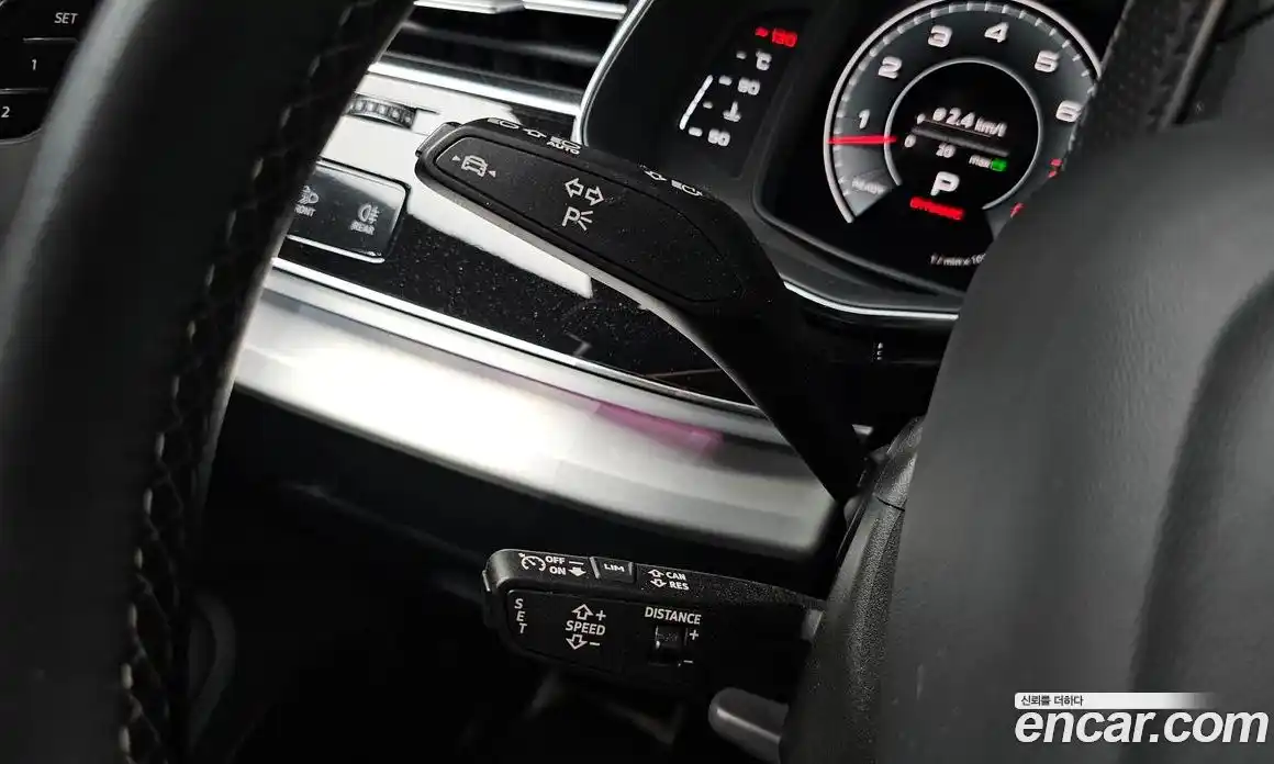 Audi Q8 2022 3.0 автомат (гидро), фото 37