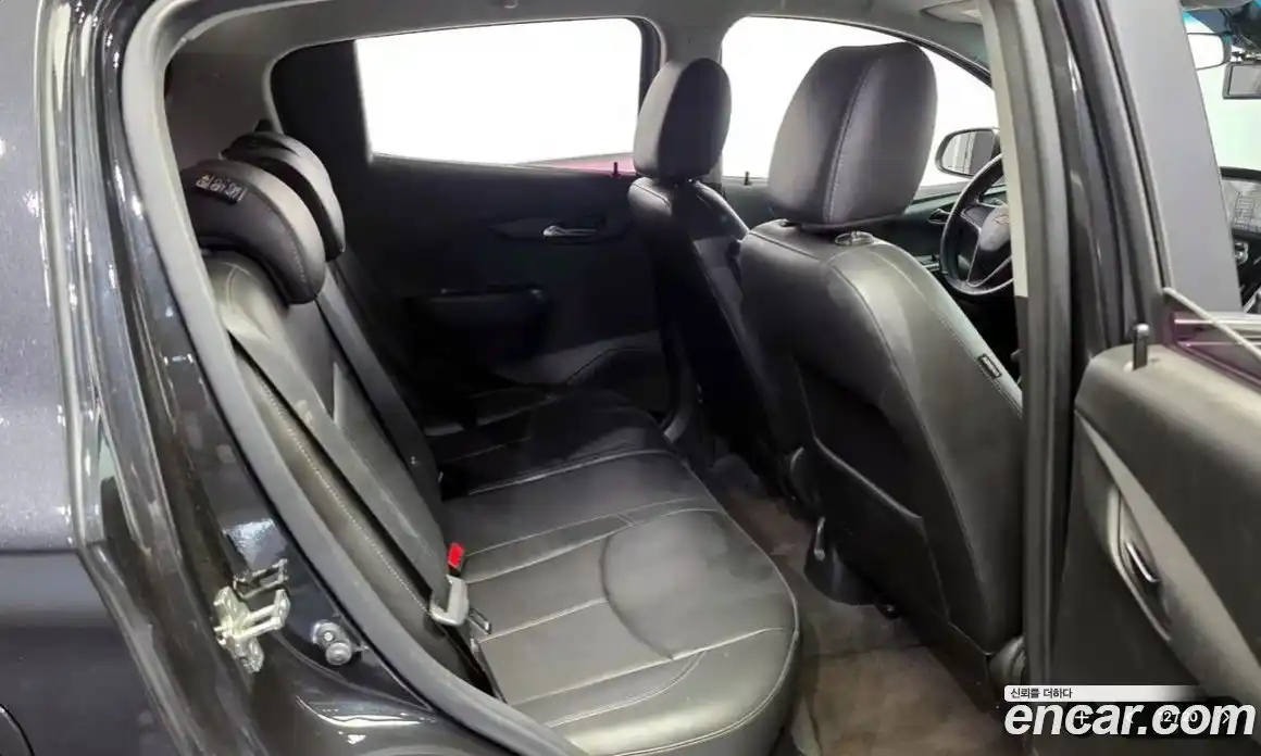 Chevrolet Spark 2016 1.0 автомат (гидро), фото 12