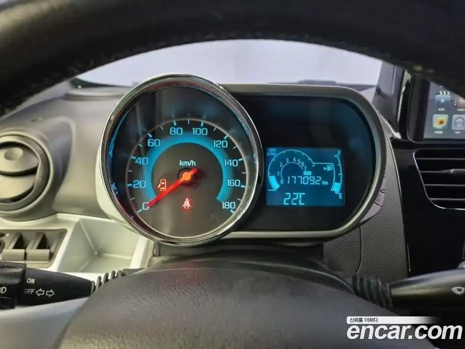 Chevrolet Spark 2014 1.0 автомат (гидро), фото 6