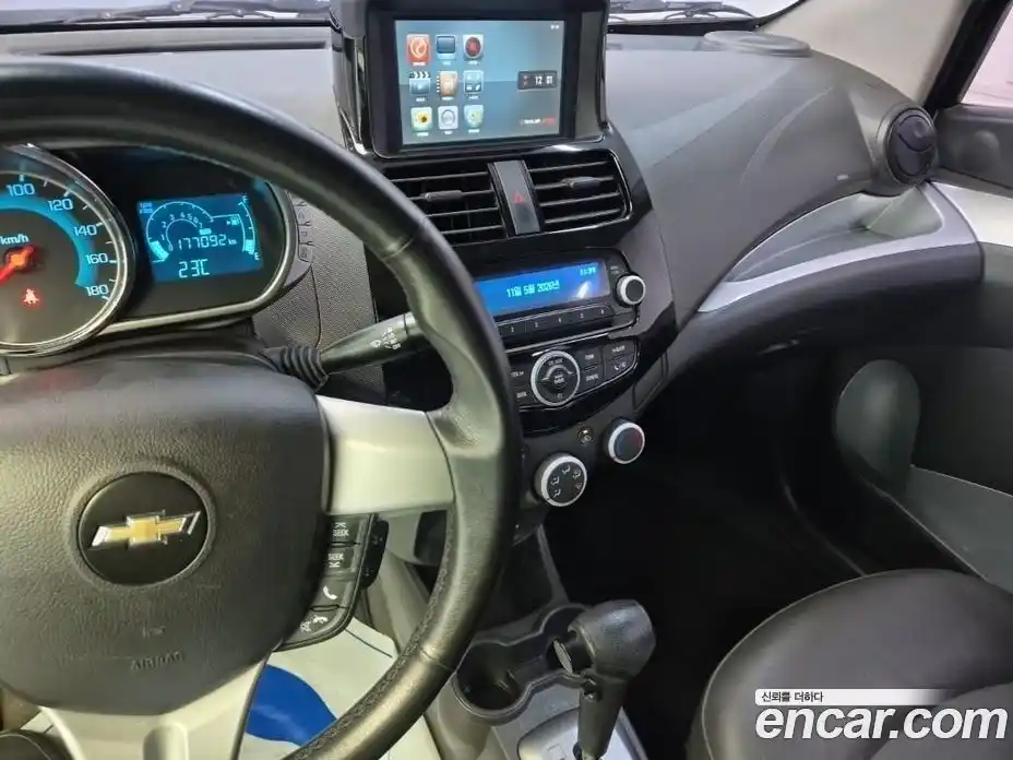 Chevrolet Spark 2014 1.0 автомат (гидро), фото 10