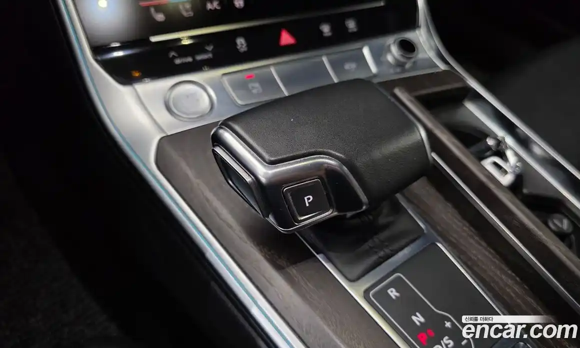 Audi A6 2019 2.0 автомат (гидро), фото 9