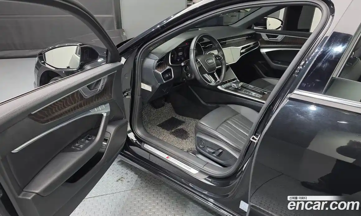 Audi A6 2019 2.0 автомат (гидро), фото 10