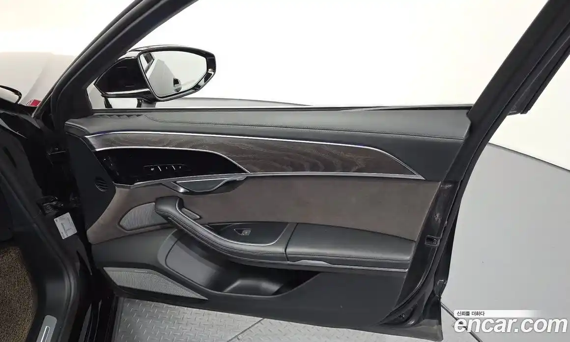 Audi A8 2022 3.0 автомат (гидро), фото 14
