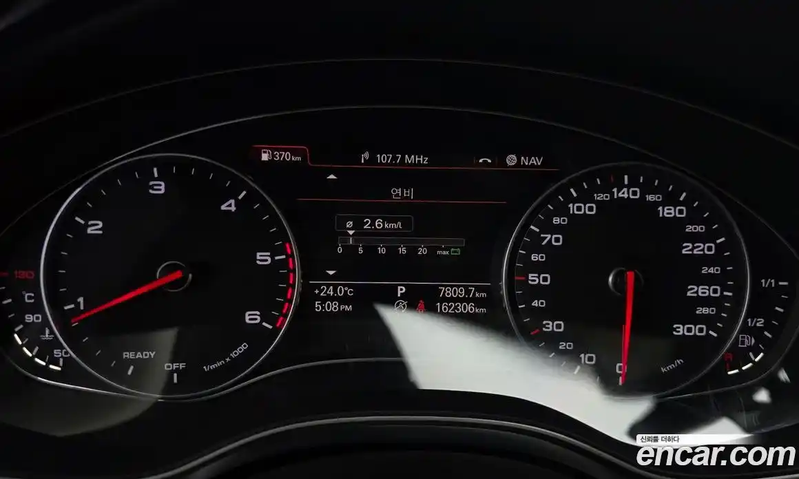 Audi A6 2015 2.0 автомат (гидро), фото 8