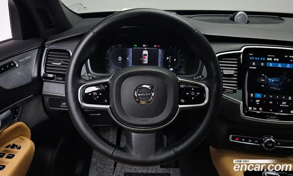 Volvo XC90 2024 2.0 автомат (гидро), фото 17