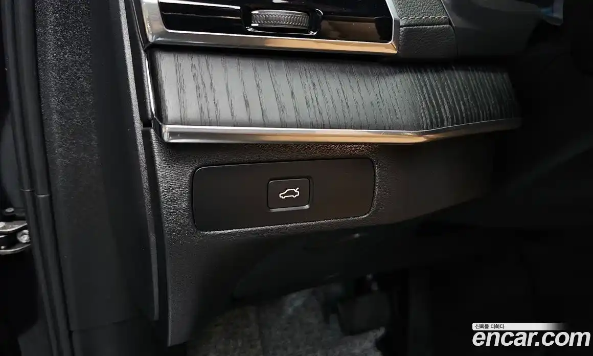 Volvo XC90 2024 2.0 автомат (гидро), фото 28