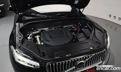 Volvo XC90 2024 2.0 автомат (гидро), миниатюра 5