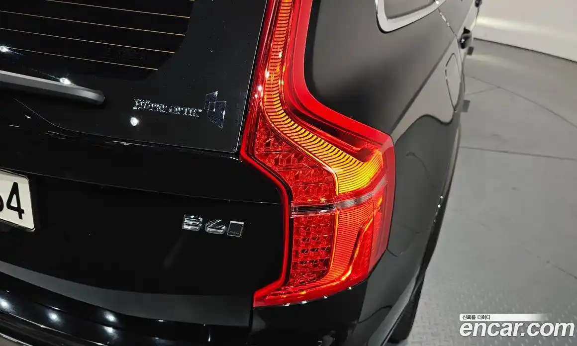 Volvo XC90 2024 2.0 автомат (гидро), фото 8