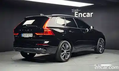Volvo XC60 2022 2.0 автомат (гидро), миниатюра 2