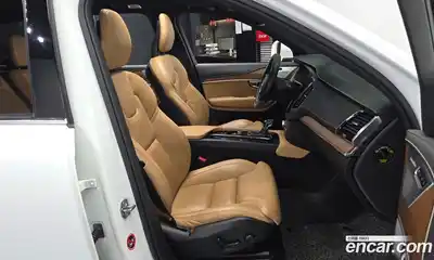 Volvo XC90 2018 2.0 автомат (гидро), миниатюра 11