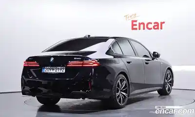 BMW 5 серия, 2025, 7 712 км